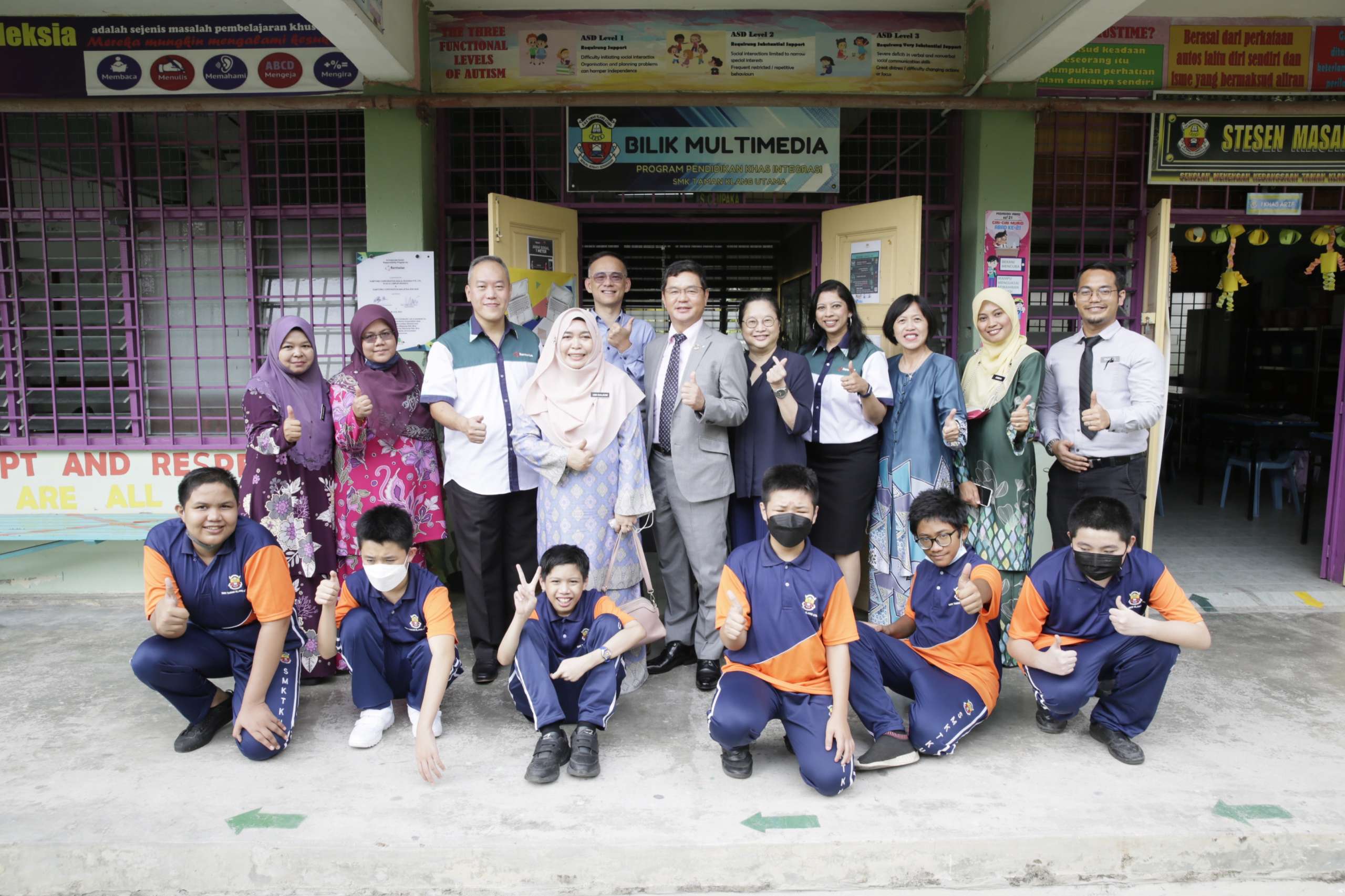 remanufactured-computers-donation-to-malaysian-school-by-rentwise-sumitomo